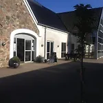 Tollundgaard Golf Park & アパート