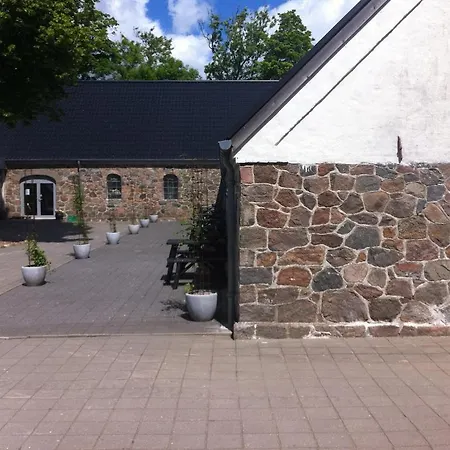 Tollundgaard Golf Park & *