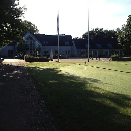 Tollundgaard Golf Park & Apartman