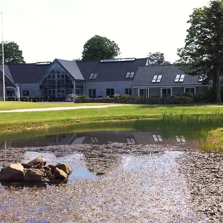Tollundgaard Golf Park & Apartment *