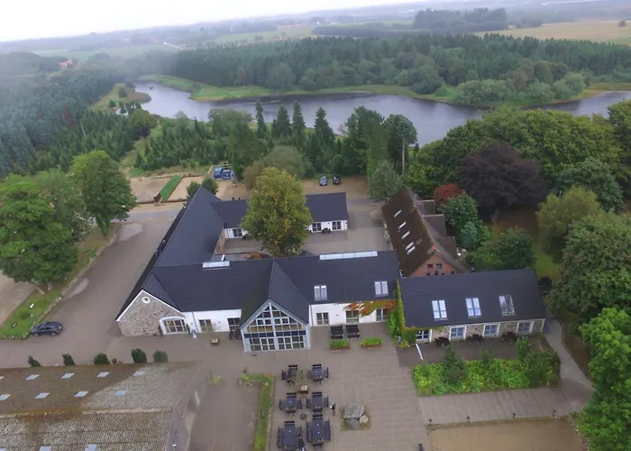 Tollundgaard Golf Park&apartments *